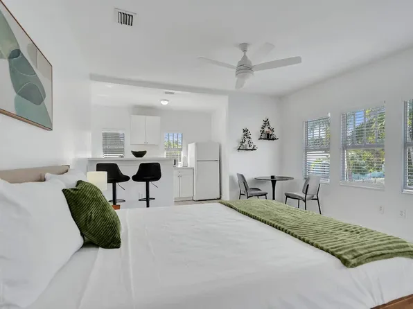 901 N Federal Hwy, Lake Worth, FL