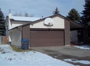 2304 Apache St, Cheyenne, WY 82009