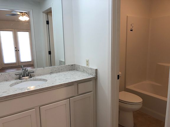 5th image of 4557 Summerdale St