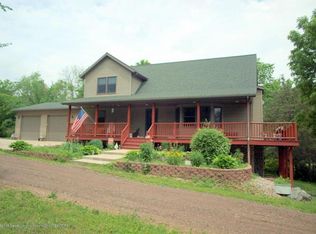 1407 Hayes Rd, Muir, MI 48860
