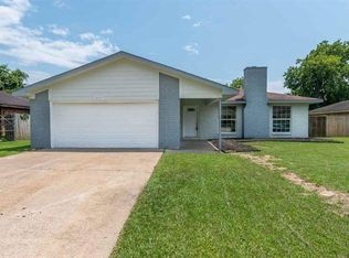 4915 Sassafras Ln, Beaumont, TX 77708