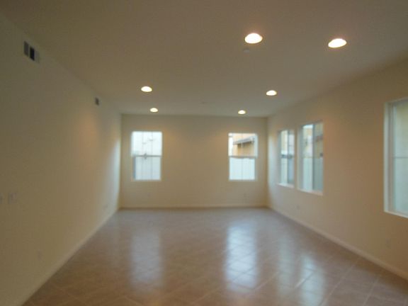 4th image of 307 Golden Bear Ln