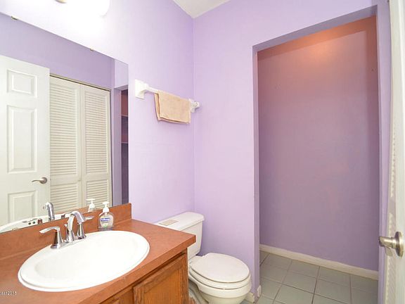 4th image of 4112 Stock Ave #501