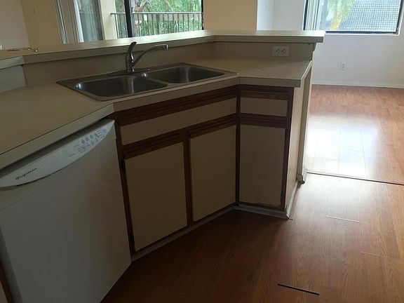 4th image of 9999 Summerbreeze Dr APT 424