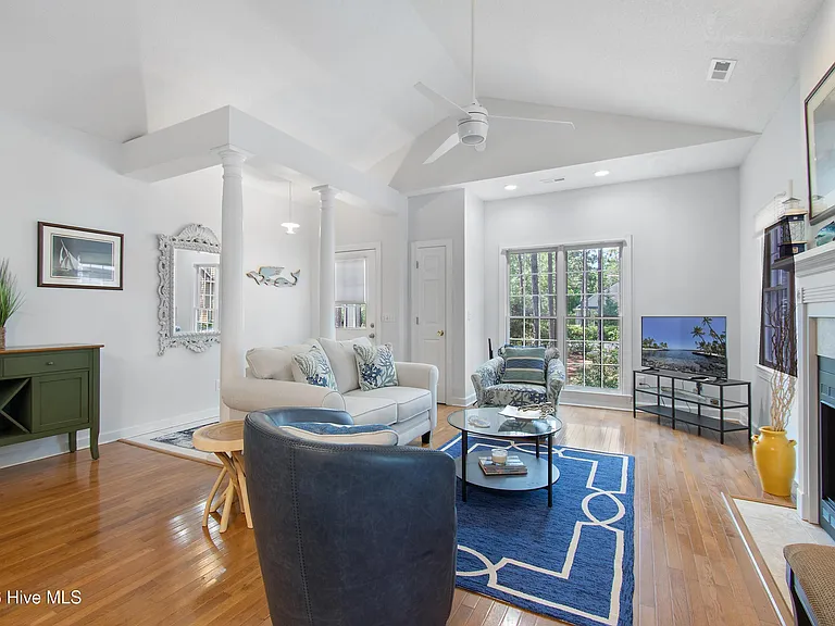 4148 Carlyle Pl SE — Photo 5