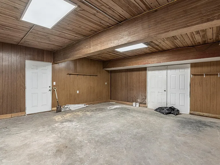 1537 Brennen Rd — Photo 26