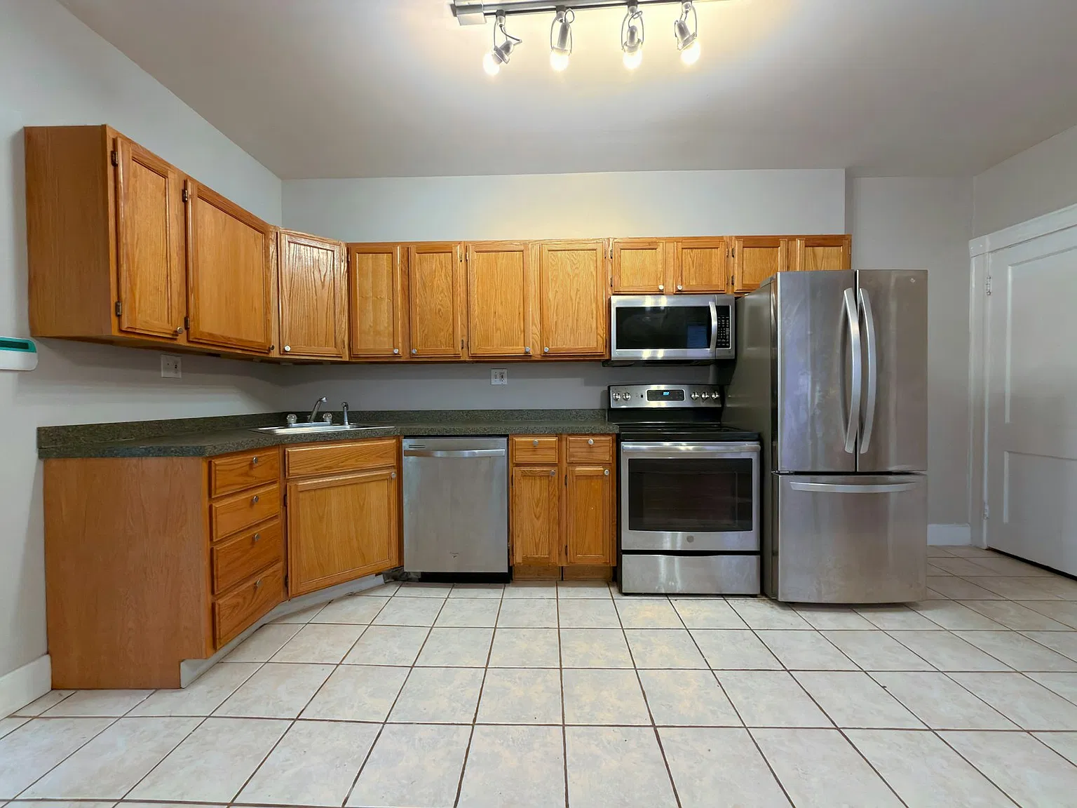 4216-4218 Arsenal Street, Unit 4216-1F — Photo 2