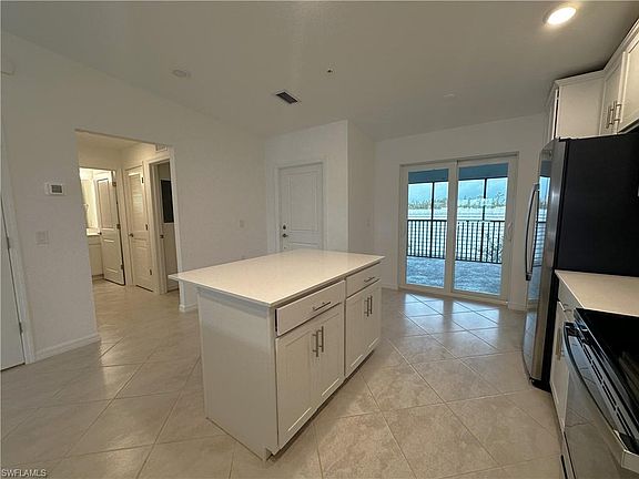 5th image of 14204 Heritage Landing Blvd Unit 727