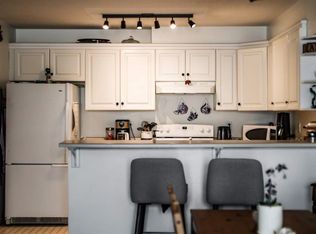 620 Columbia Blvd W #209, Lethbridge, AB T1K 7A8