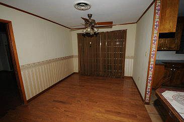 5th image of 617 Maryland Ave