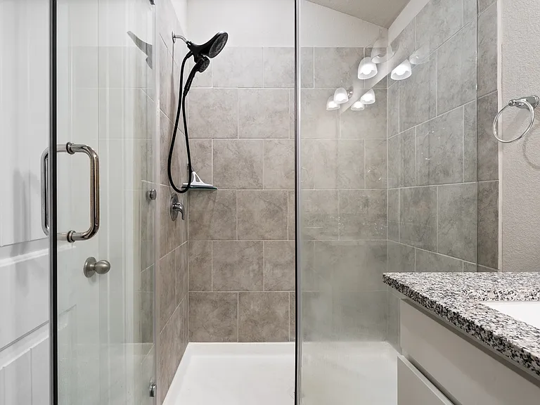 1142 Natchez Dr — Photo 26