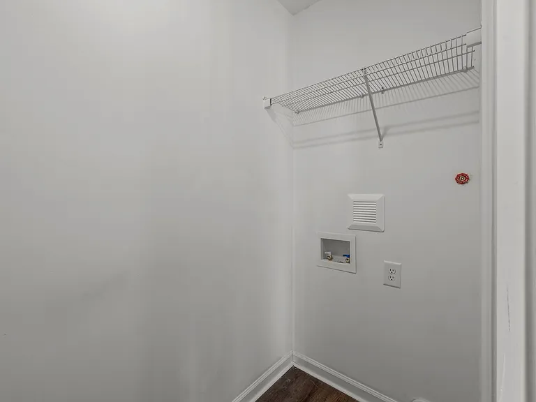 4021 Cobblestone Dr #7 — Photo 22