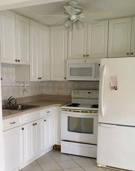 2 Coventry Ln #2-A — Photo 5