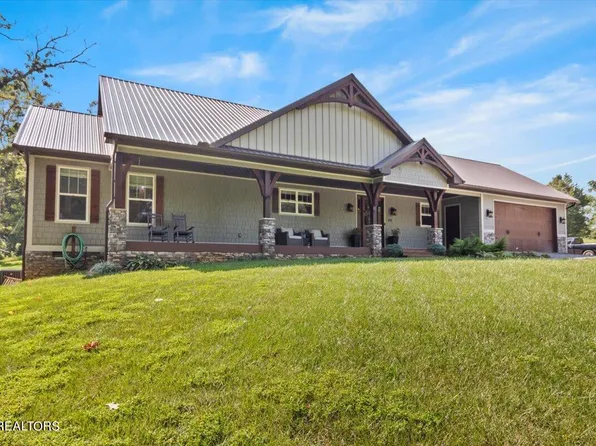 3817 Hickory Ln, Kodak, TN 37764