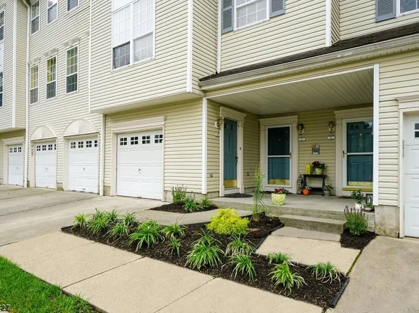 68 Hancock Dr #1204, Morristown, NJ 07960