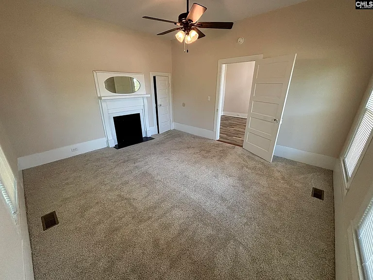 161 Columbia Ave — Photo 17