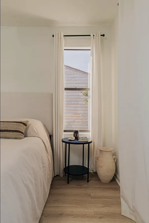 1 bed, 450 sqft, $2,100 — Photo 1