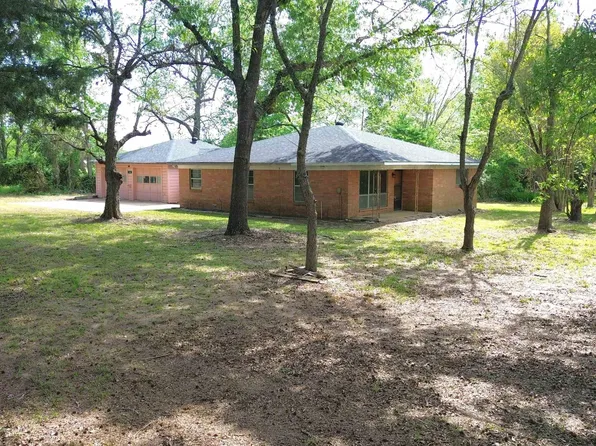 146 County Road 3050, Crockett, TX 75835