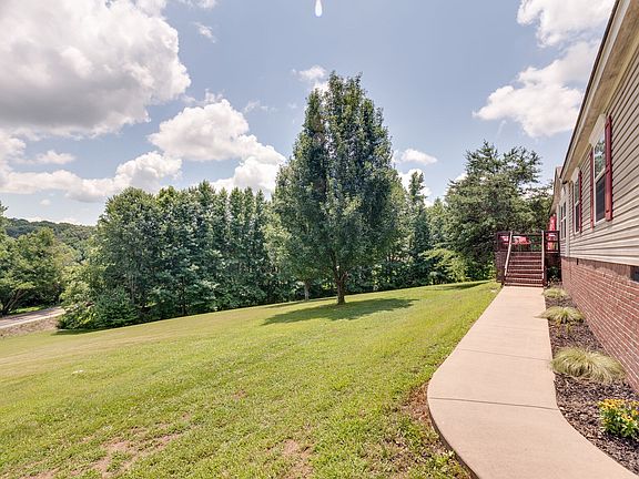 5th image of 17907 Campbellsville Rd