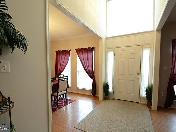 2nd image of 2902 Myrtlewood Dr
