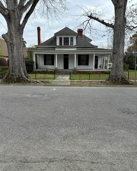 1st image of 1200 N Chestnut St