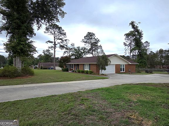 5th image of 811 Estroff Dr