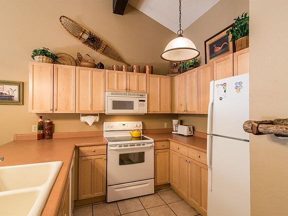 3rd image of 288 W Beaver Creek Blvd APT N-4