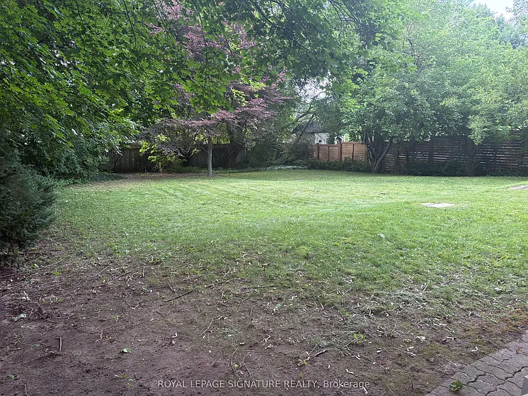 2067 Devon Rd — Photo 33