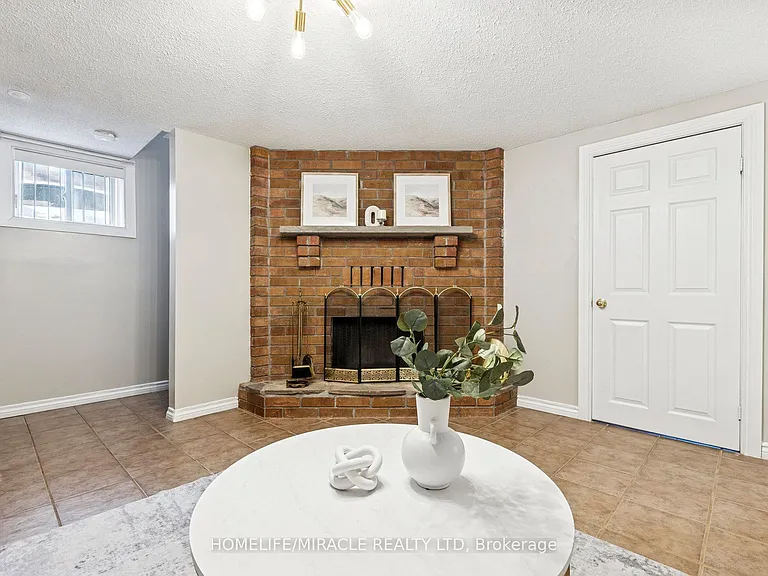 1312 Cherrydown Dr — Photo 37