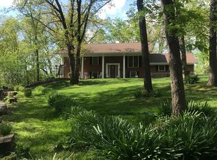 754 Paradise Ln, O'Fallon, MO 63366