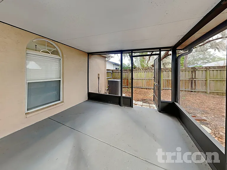 1115 Hardwood Dr — Photo 12