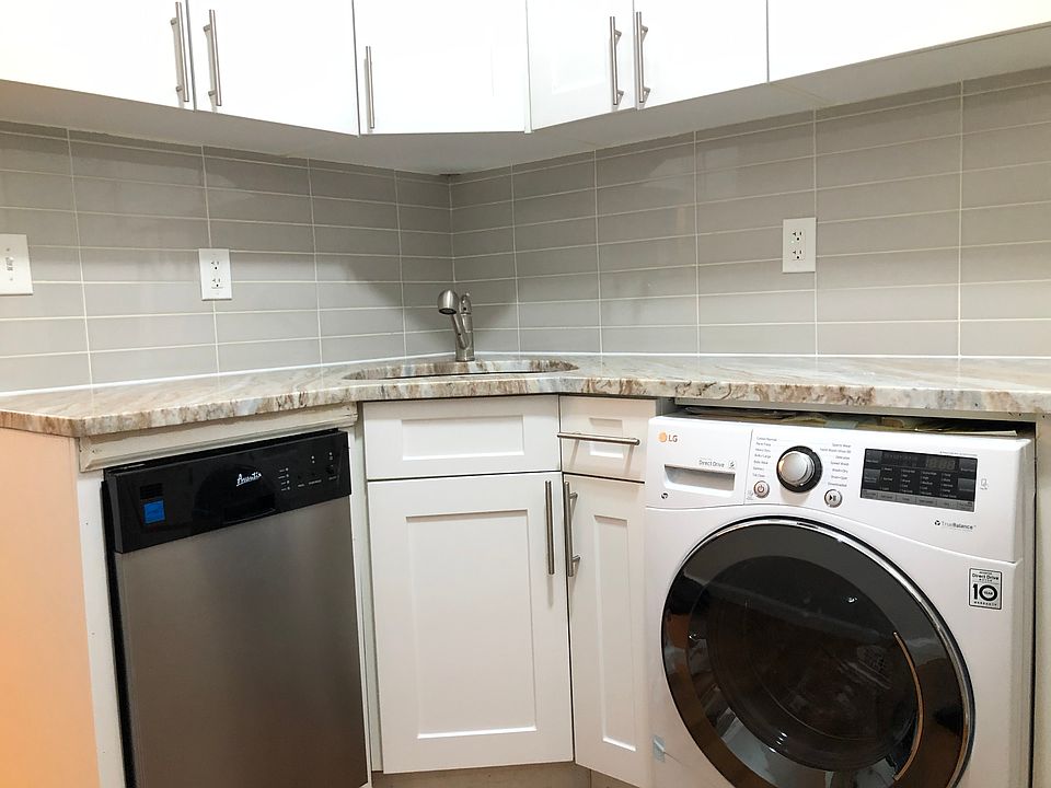 2nd image of 98 Wayne St #7E