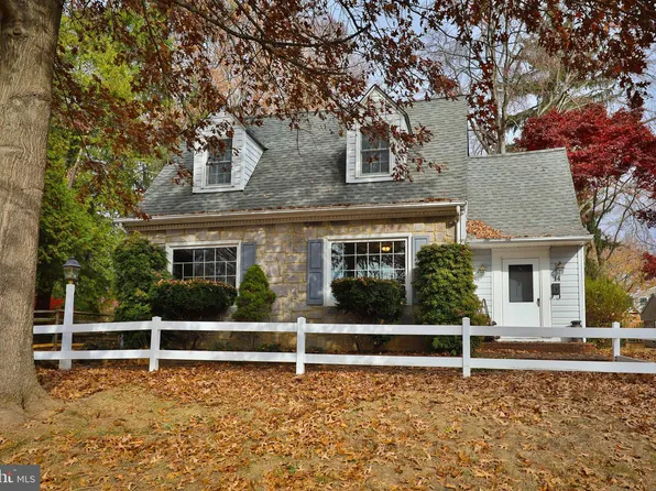 14 Home Rd, Hatboro, PA 19040