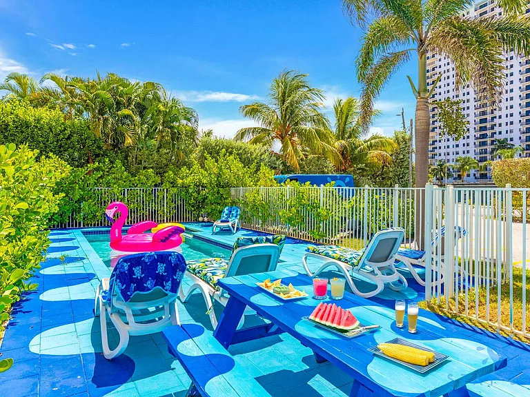 809 S Ocean Dr #ID1227349P — Photo 43