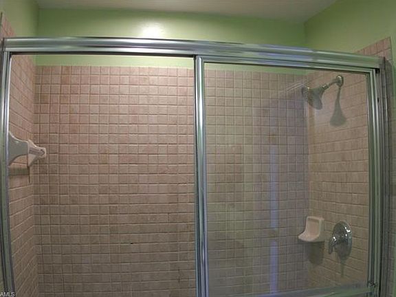 4th image of 4241 Bellasol Cir APT 1912