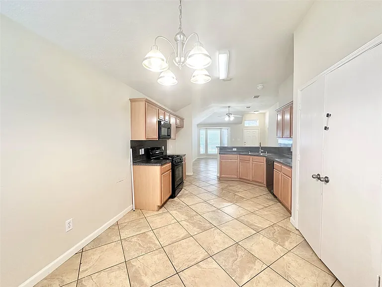 11023 Knobbley Oak Ct — Photo 8