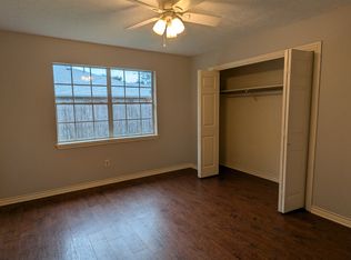 1806 Treehouse Trl #3, College Station, TX 77845