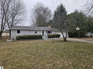 3245 S Isabella Rd, Mount Pleasant, MI 48858