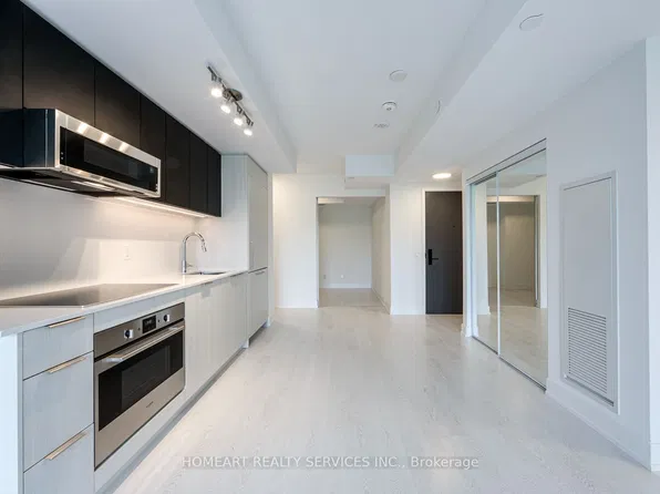 308 Jarvis St #511, Toronto, ON M5B 0E3