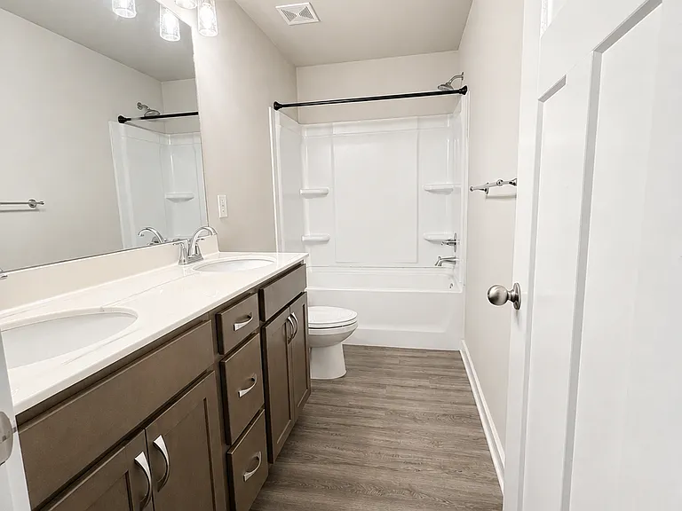 7565 Highborne Ln — Photo 16