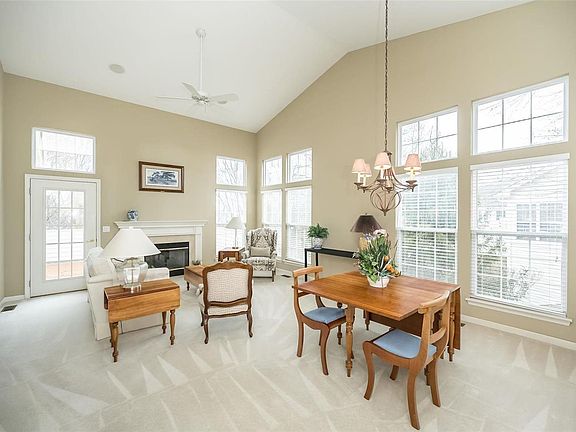 5th image of 809 Waterford Villas Dr Unit 5