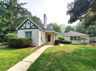 1801 Chelsea Cir, Flint, MI 48503