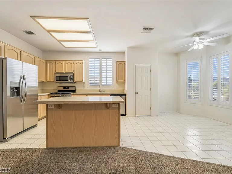 499 Elm Hollow Ct — Photo 13