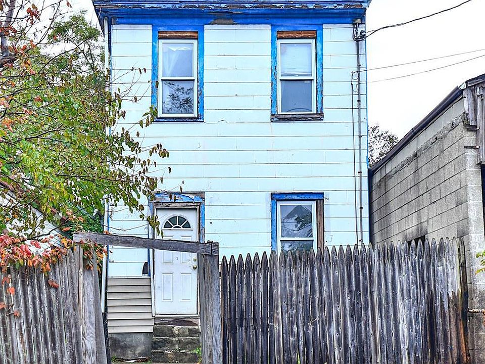 2nd image of 2407 Concord St