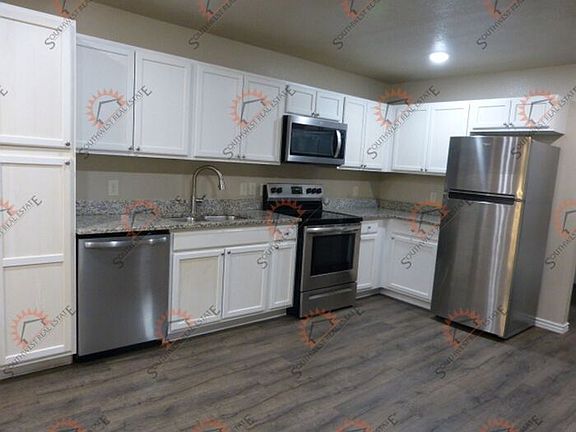 3rd image of 1313 Mission Dr #B