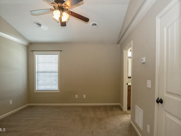 1900 Knob Creek Rd #402 — Photo 13