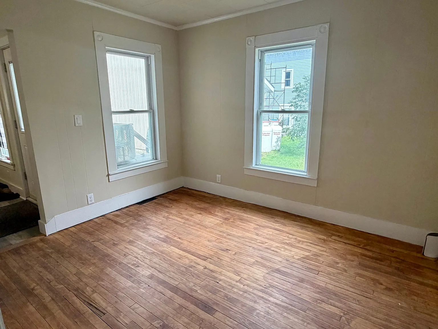 1 Bed, 1 Bath Unit in Barre City Available 10/15 - $1100/mo — Photo 4