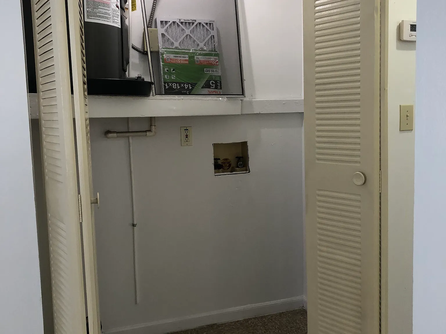 2741 W Beach St — Photo 4