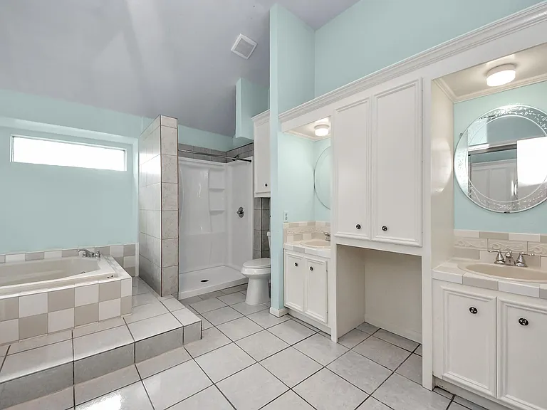 15614 Barbarossa Dr — Photo 32