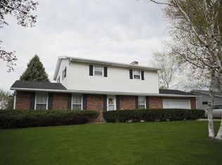 3249 Hampshire Rd, Janesville, WI 53546